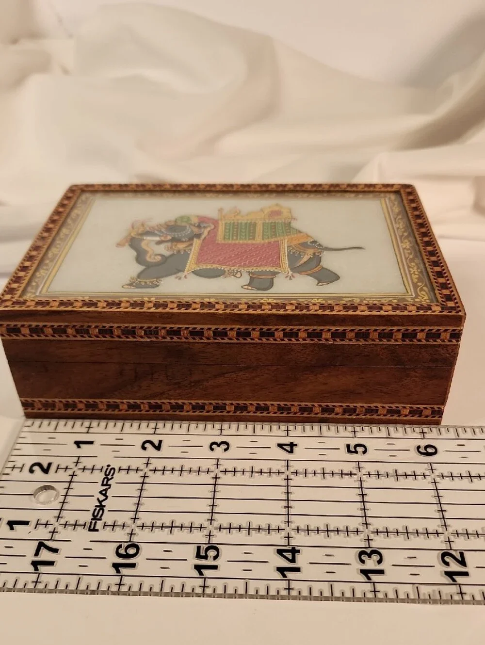 N/A decorative wooden